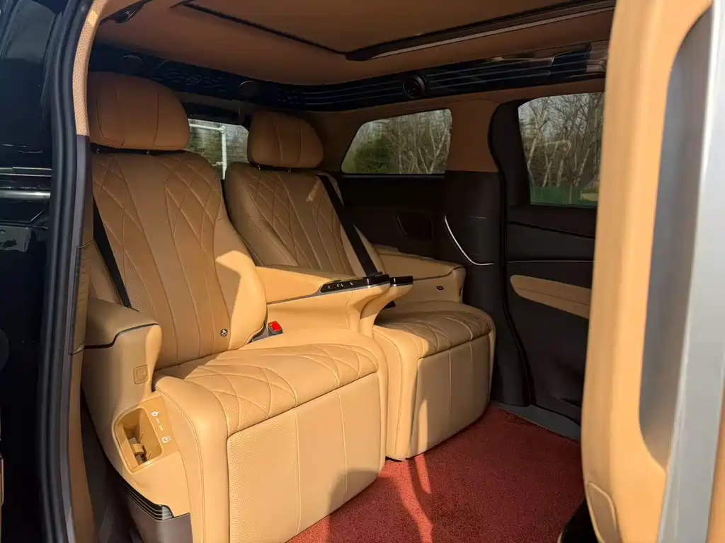 Denza D9 2024 PIONEER four-seater premium version купить на сайте DeffCars