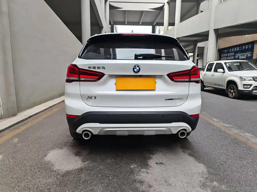 BMW X1 2022 sDrive20Li Fashion Model купить на сайте DeffCars
