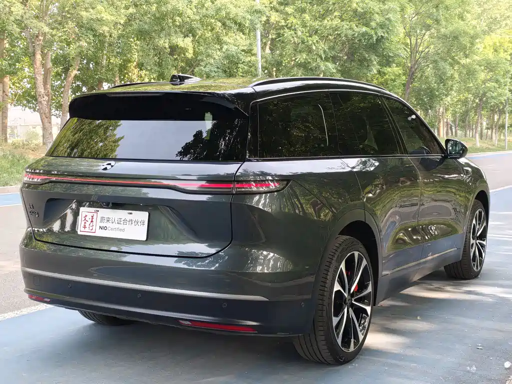 NIO ES8 2023 100kWh Signature Edition купить на сайте DeffCars