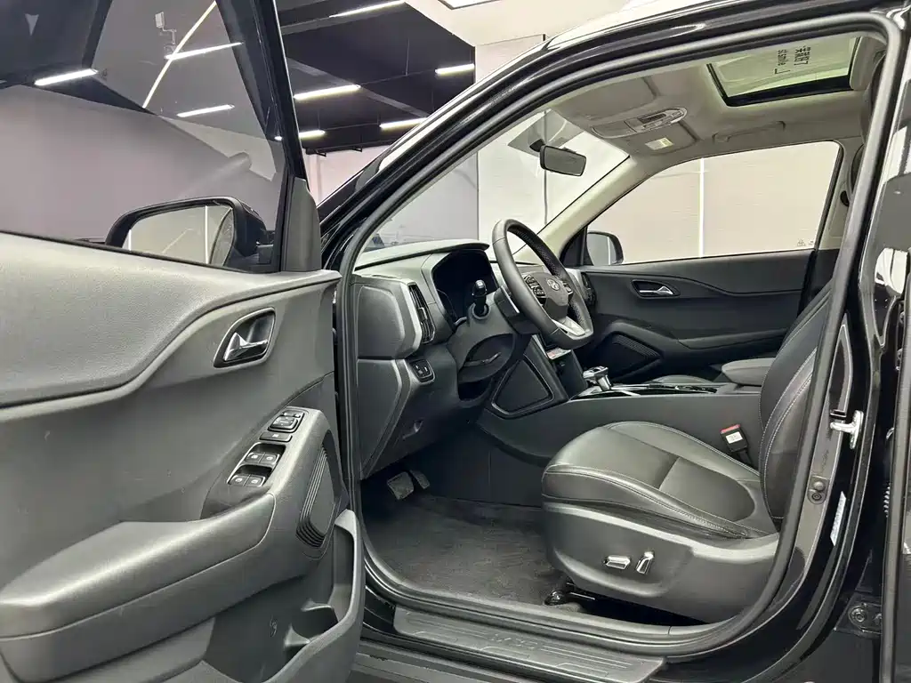 Beijing Hyundai ix35 2021 240TGDi DCT two-wheel drive GLS leading version купить на сайте DeffCars