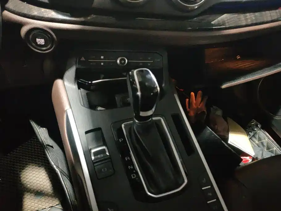 Wei brand VV5 2017 2.0T flagship model купить на сайте DeffCars