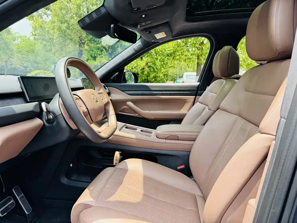 NIO ES8 2023 75kWh Executive Edition купить на сайте DeffCars
