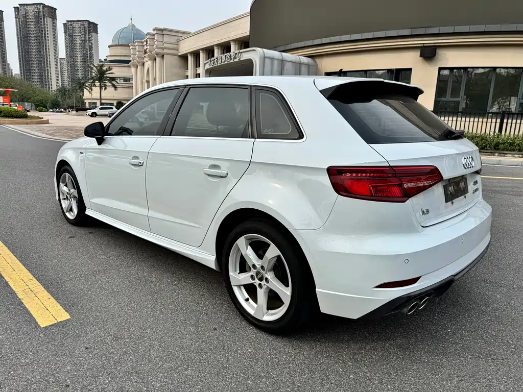 Audi A3 2020 Sportback 35 TFSI Fashion Type National VI купить на сайте DeffCars