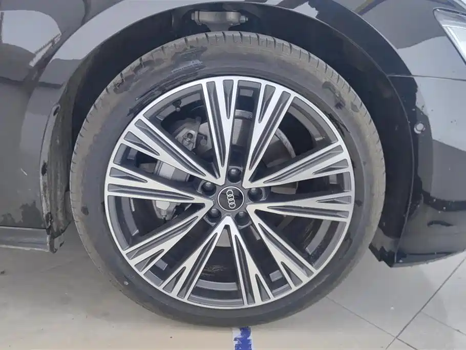 Audi A6L 2025 45 TFSI Premium Dynamic Model купить на сайте DeffCars