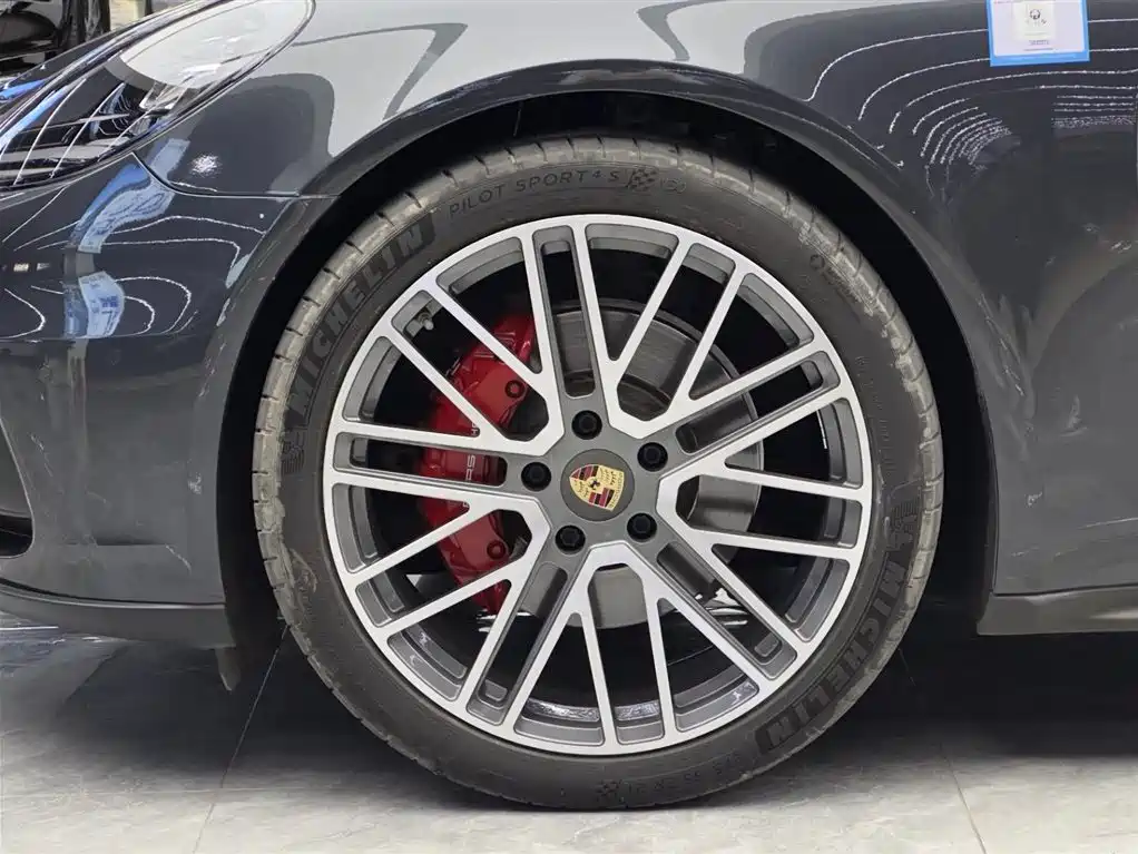 Panamera 2017 Panamera 4 Executive Extended Edition 3.0T купить на сайте DeffCars