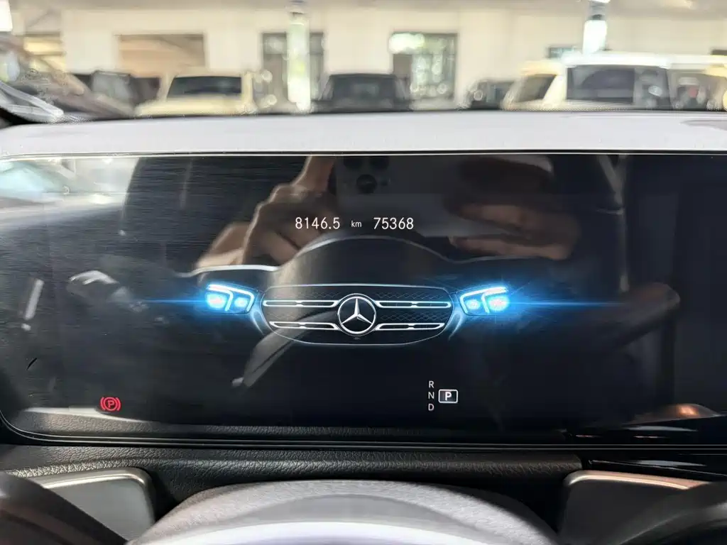 2022 Mercedes GLB 200 Dynamic купить на сайте DeffCars