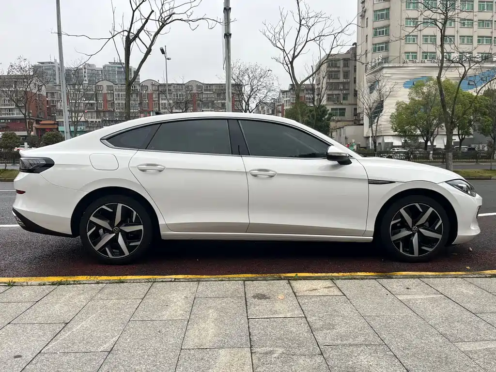 Lingdu 2022 Lingdu L 280TSI DSG Hot Edition купить на сайте DeffCars