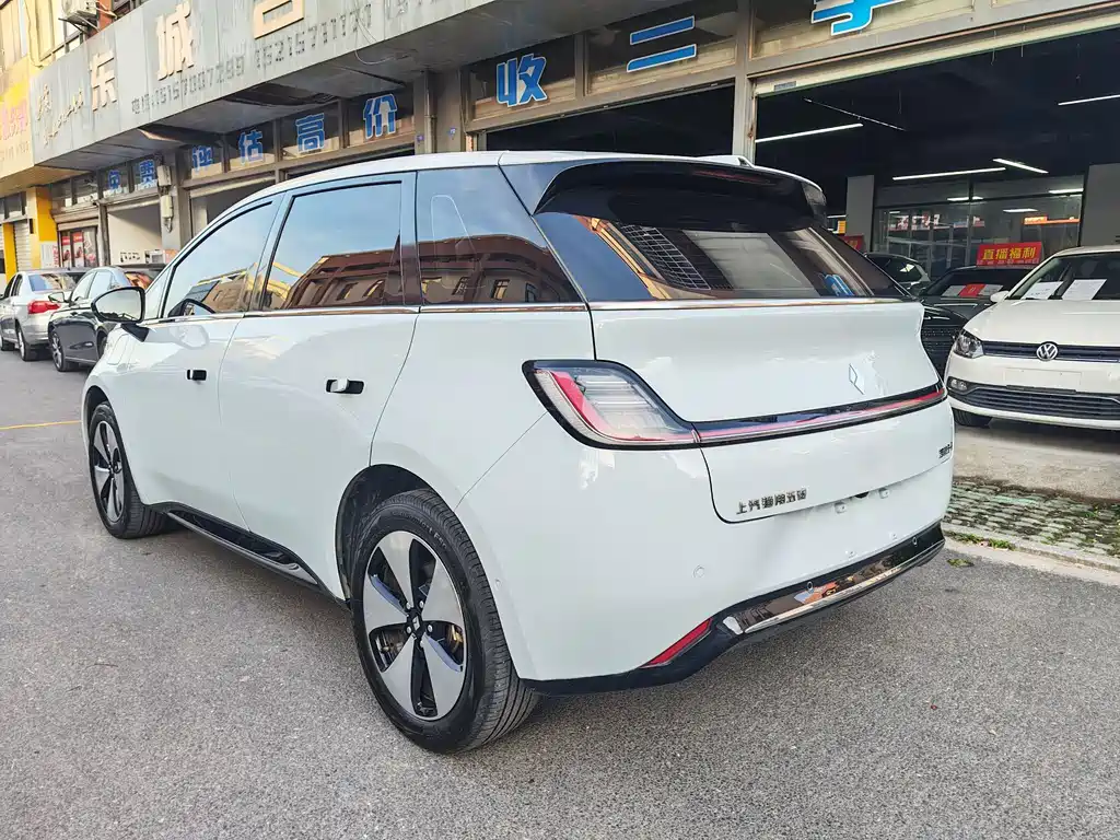 Baojun Yunduo 2023 460 Pro Lingxi Edition купить на сайте DeffCars
