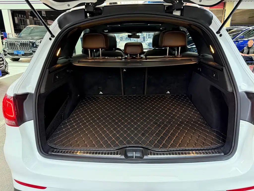 Mercedes-Benz GLC 2020 facelift GLC 260 L 4MATIC luxury model купить на сайте DeffCars