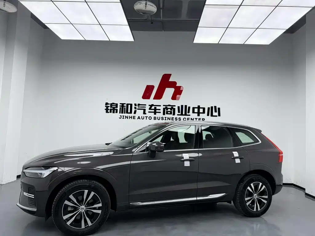 Volvo XC60 2025 B5 four-wheel drive Zhiyi Luxury Edition купить на сайте DeffCars