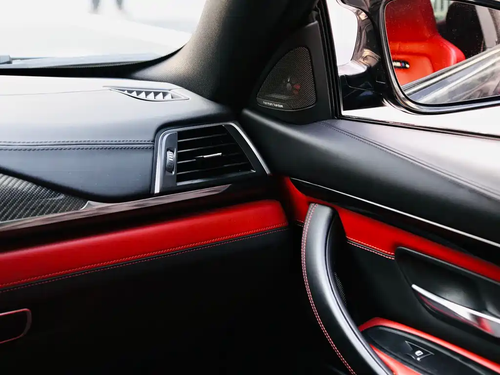 BMW M4 2019 M4 Coupe Racing Edition купить на сайте DeffCars