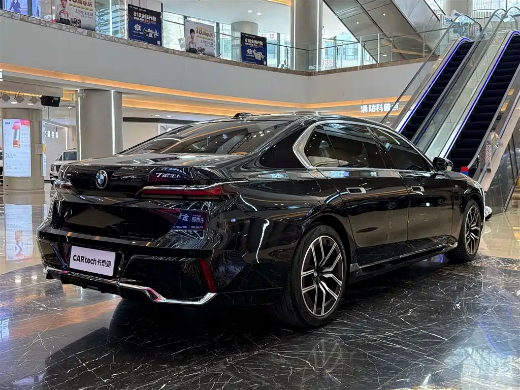 BMW 7 Series 2023 735Li M Sports Package купить на сайте DeffCars