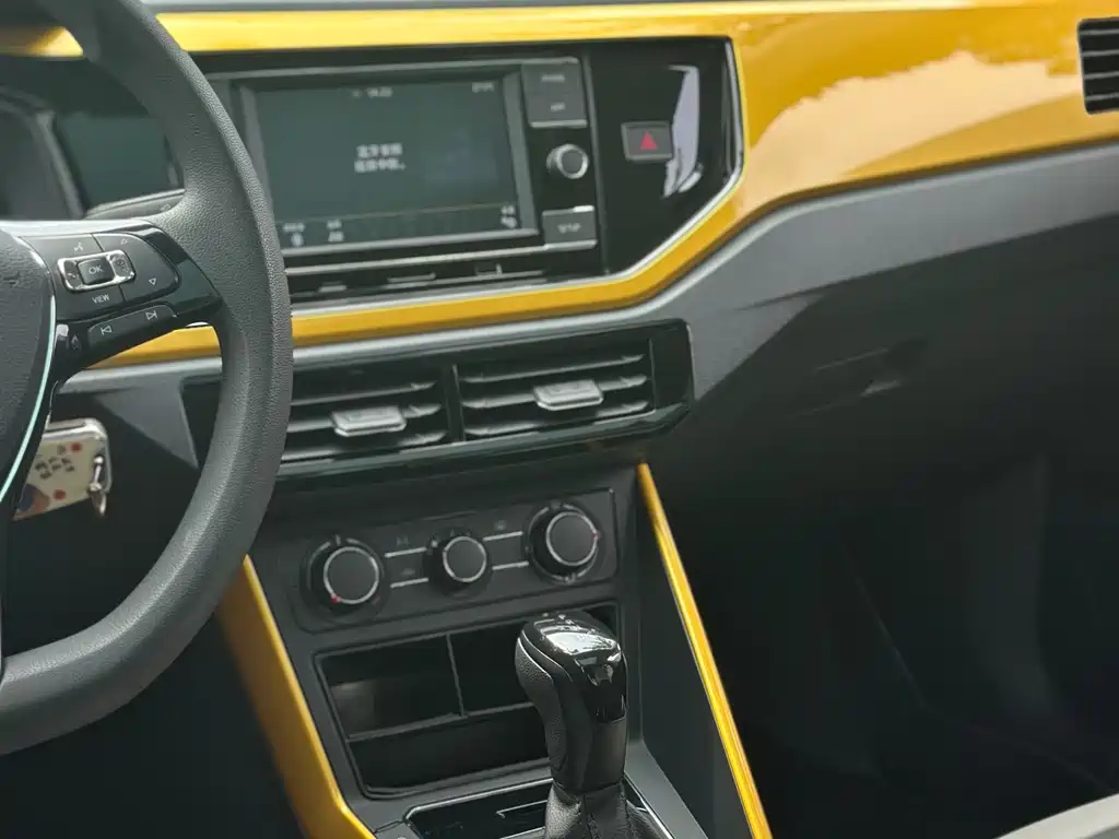 Polo 2019 Plus 1.5L Automatic Colorful Technology Edition купить на сайте DeffCars