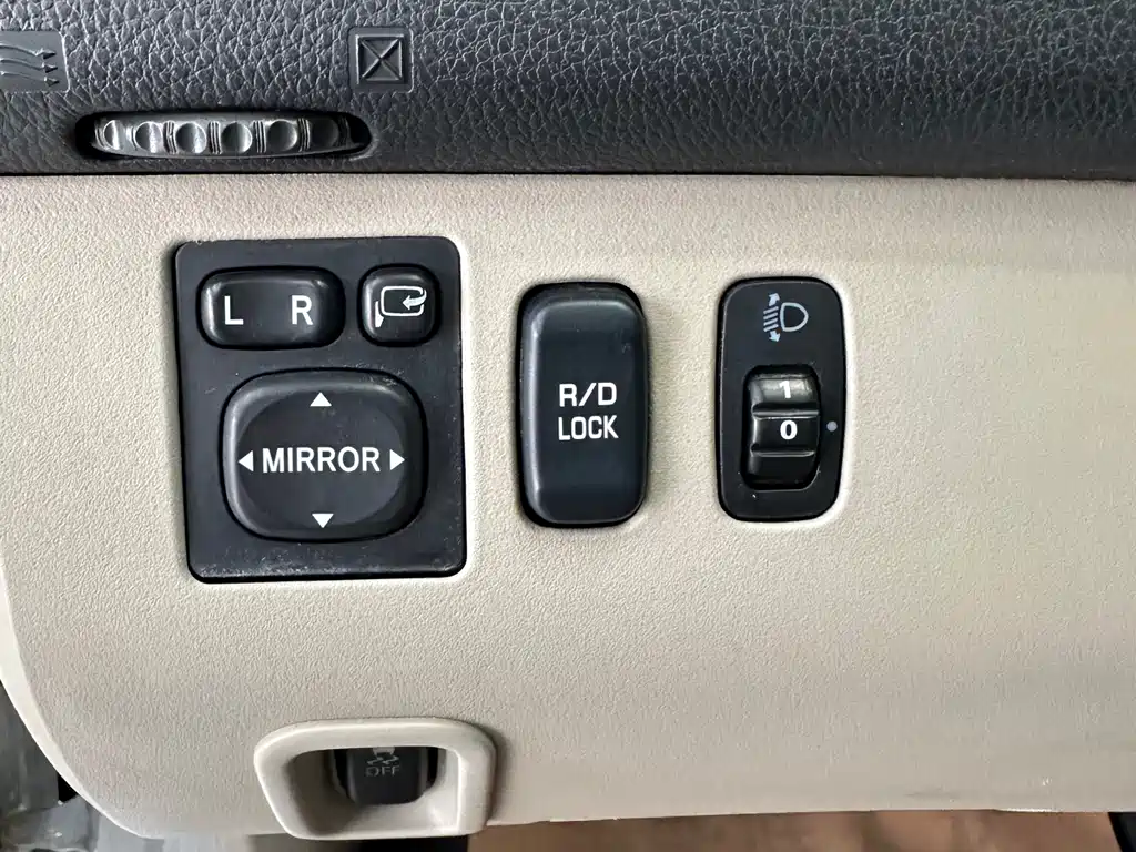 Pajero Jinchang 2013 3.0L automatic four-wheel drive flagship version купить на сайте DeffCars