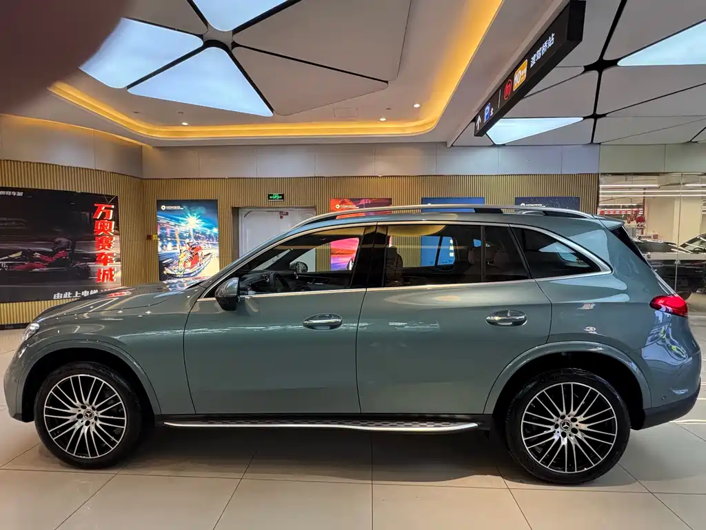 Mercedes-Benz GLC 2025 GLC 300 L 4MATIC luxury model 5 seats купить на сайте DeffCars