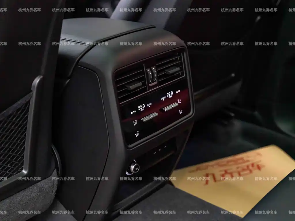 Cayenne 2025 Cayenne 3.0T Dream Edition купить на сайте DeffCars