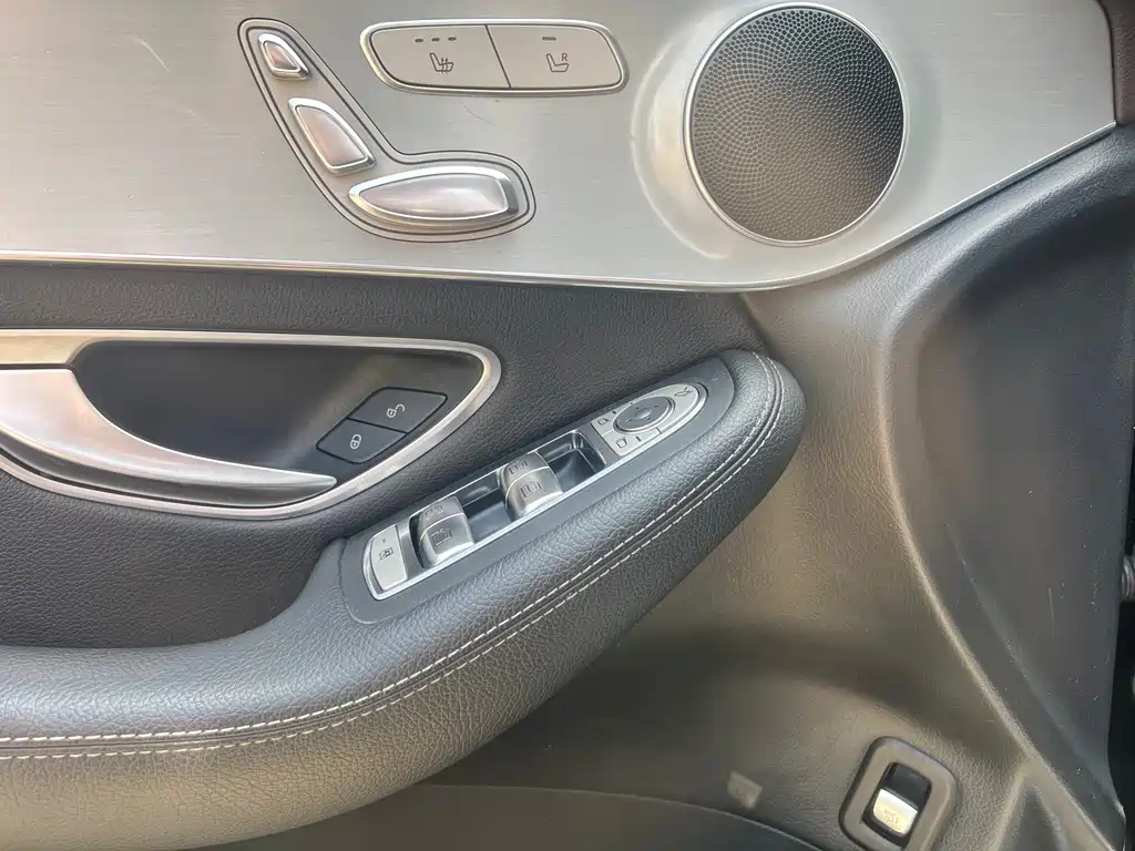 Mercedes-Benz GLC 2022 facelift three GLC 260 L 4MATIC dynamic type купить на сайте DeffCars