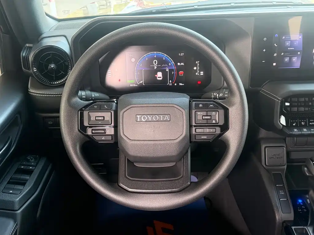 Prado 2025 2.4T Cross BX Edition 5-seater купить на сайте DeffCars