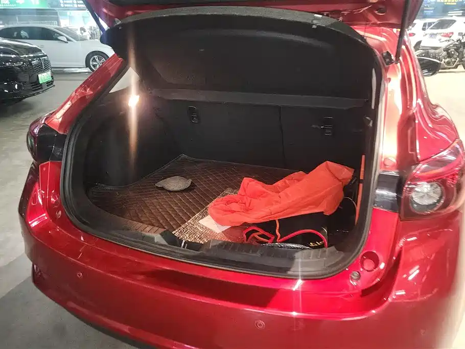 Mazda3 Angkesela 2017 hatchback 2.0L automatic luxury model National V купить на сайте DeffCars