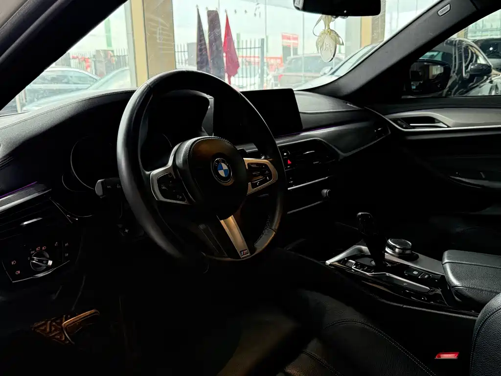 BMW 5 Series Imported 2018 525i M Sports Package купить на сайте DeffCars