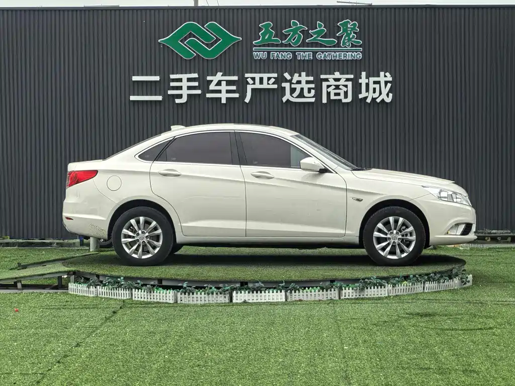 BAIC New Energy EU 2017 EU260 Enjoy Edition купить на сайте DeffCars