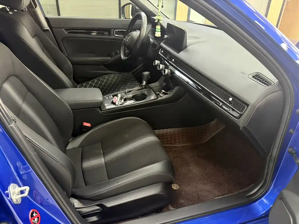 Civic 2022 240TURBO CVT combustion version купить на сайте DeffCars