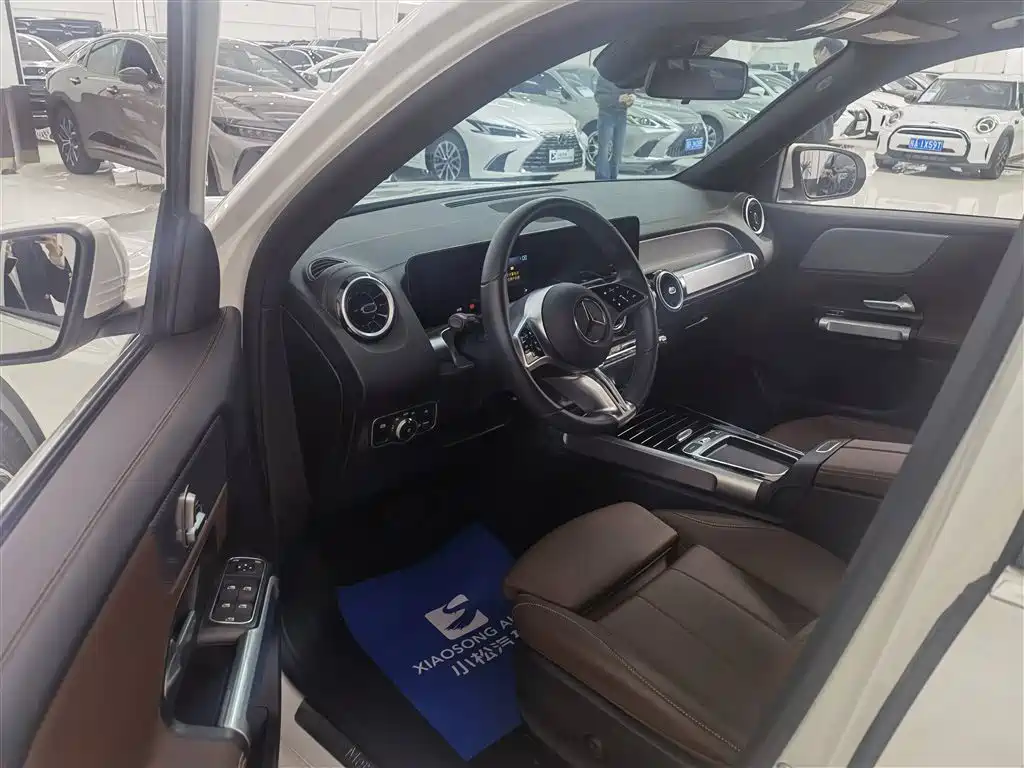 Mercedes-Benz GLB 2024 facelift GLB 200 dynamic version купить на сайте DeffCars