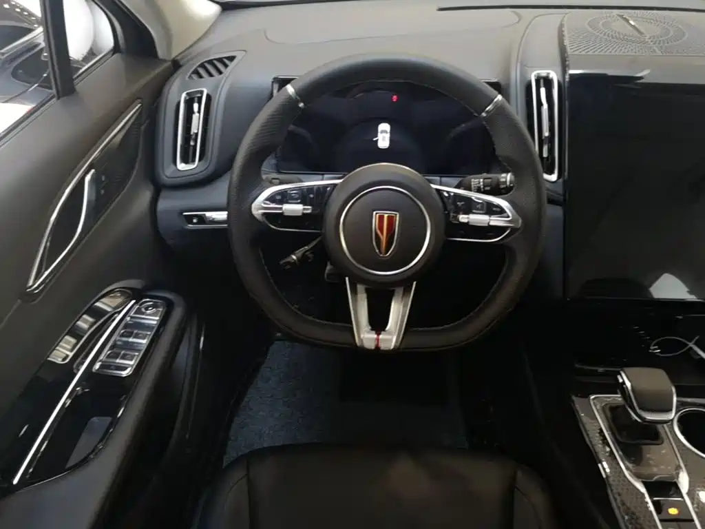 Hongqi HS3 PHEV 2025 117km Jinwei Edition купить на сайте DeffCars