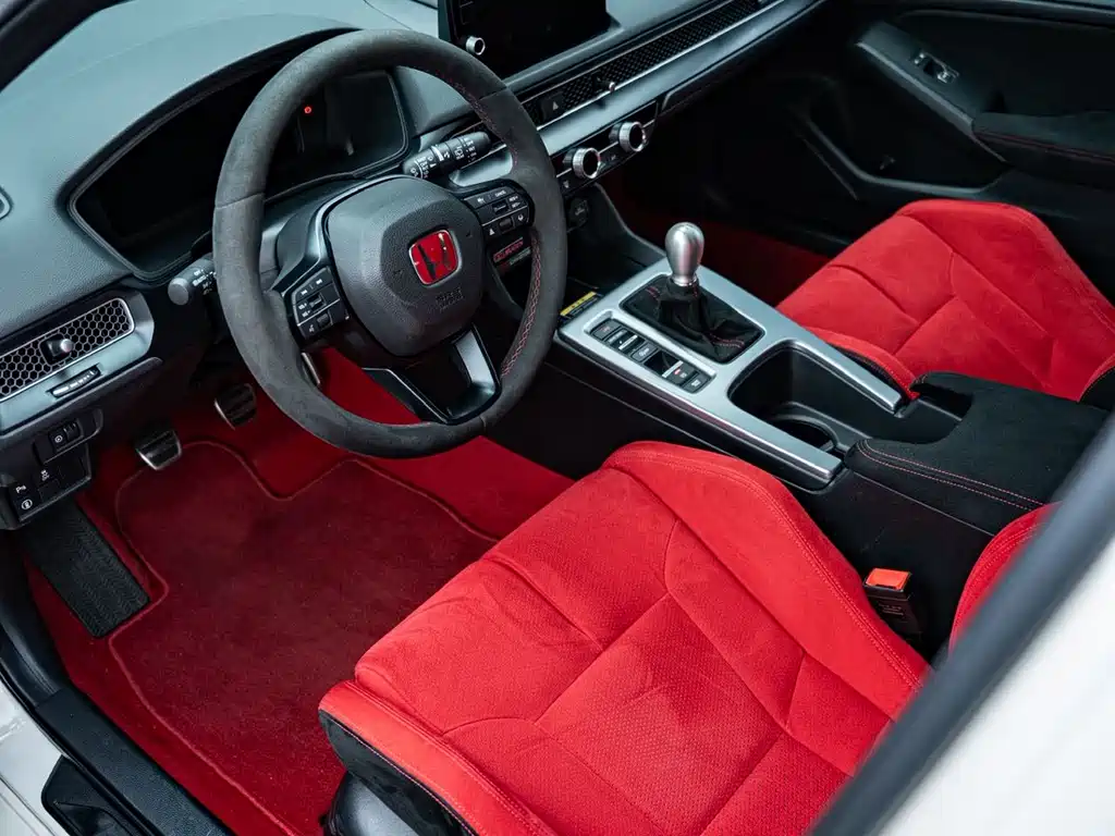 Civic imported 2023 2.0T 420TURBO TYPE R купить на сайте DeffCars