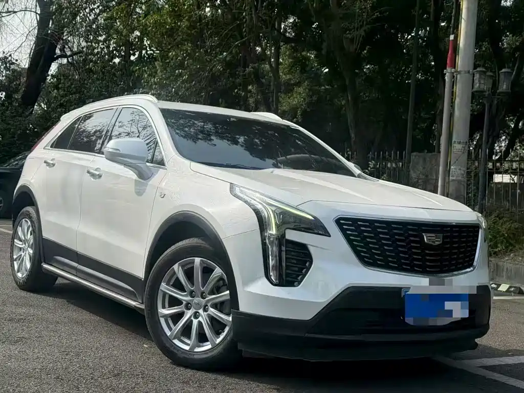 Cadillac XT4 2021 28T two-wheel drive luxury model купить на сайте DeffCars