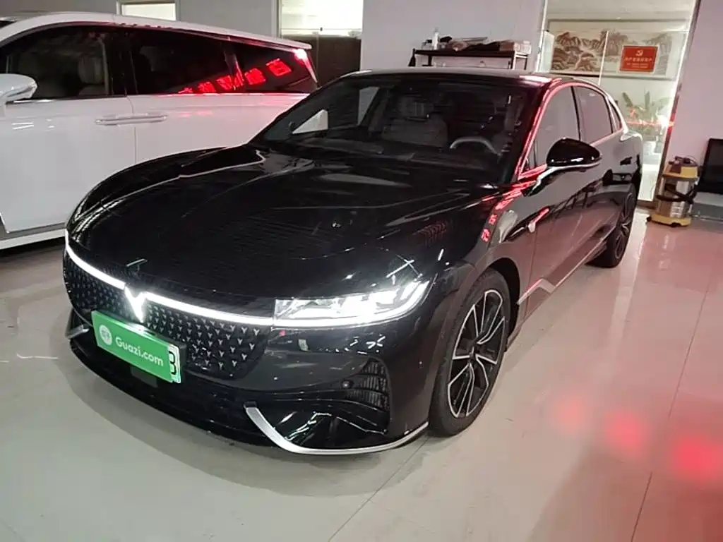 Chasing light 2024 PHEV Ultra Long Range Flagship Edition купить на сайте DeffCars