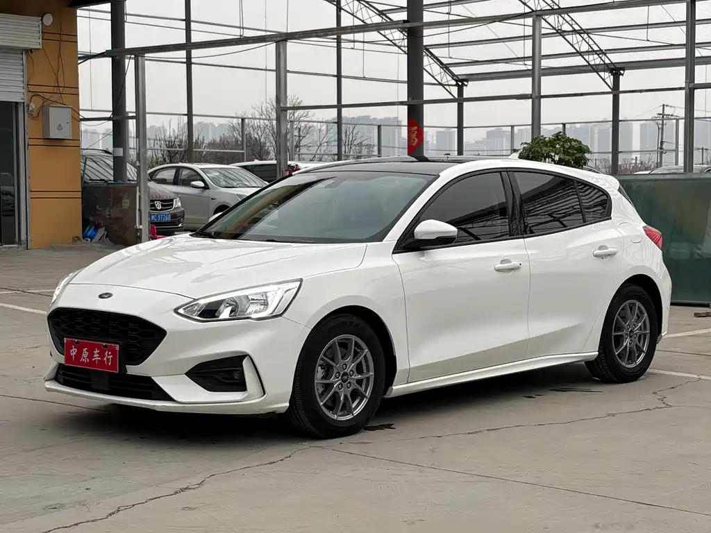 Focus 2020 Hatchback EcoBoost 180 Automatic NeochaEDGE купить на сайте DeffCars