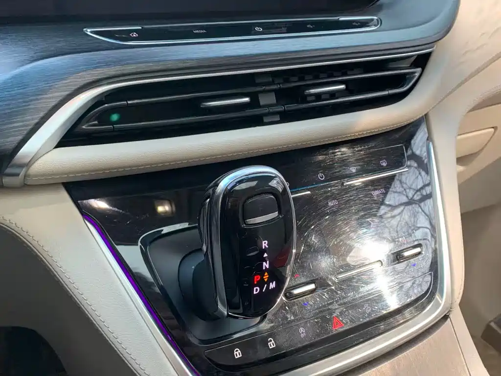 Buick GL8 2020 Avenir Six-seater Xianli Edition купить на сайте DeffCars