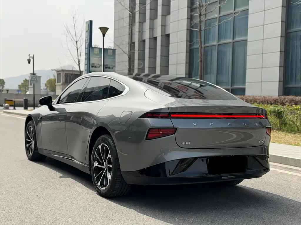 Xpeng P7 2022 586E купить на сайте DeffCars