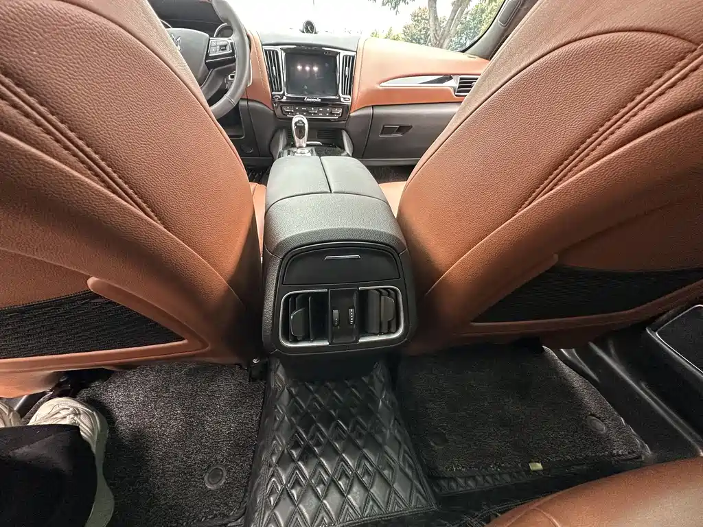 Levante 2016 3.0T standard model купить на сайте DeffCars