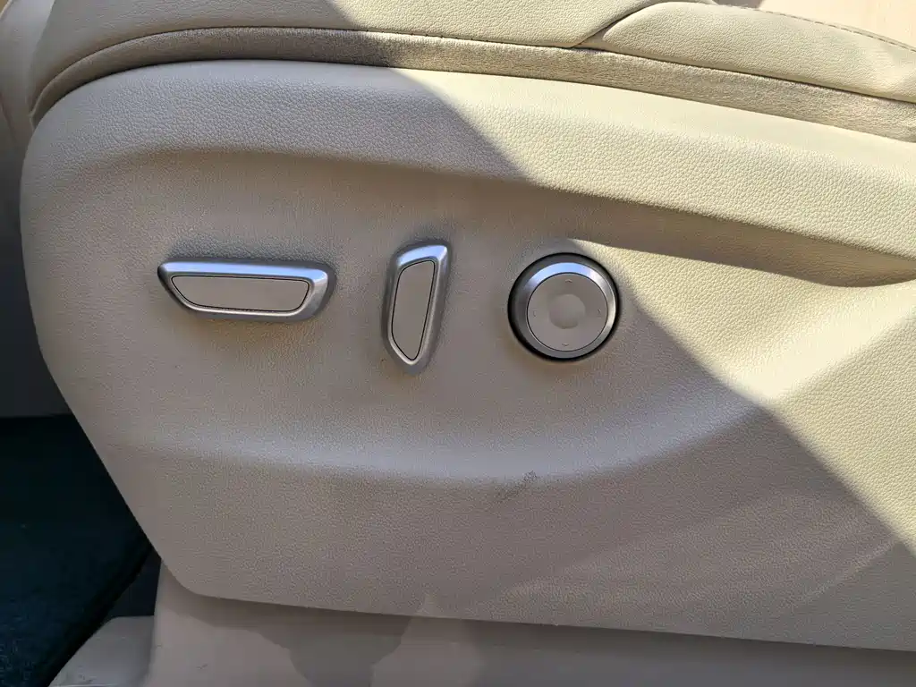 Buick GL8 2023 ES Lu Zun Luxury Heyue Edition купить на сайте DeffCars