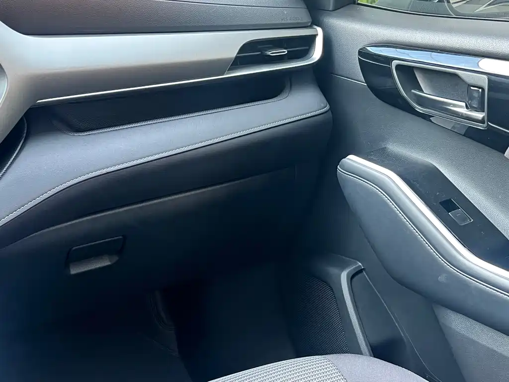 Highlander 2022 dual engine 2.5L four-wheel drive elite version 7 seats купить на сайте DeffCars