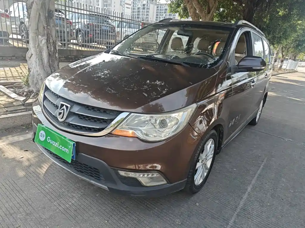 Baojun 730 2014 1.5L manual luxury navigation ESP version 7 seats купить на сайте DeffCars