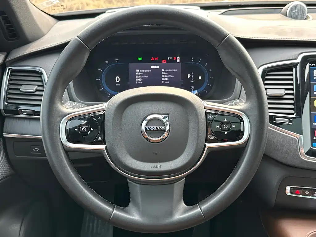 Volvo XC90 2024 B6 Zhiya Luxury Edition 7 seats купить на сайте DeffCars