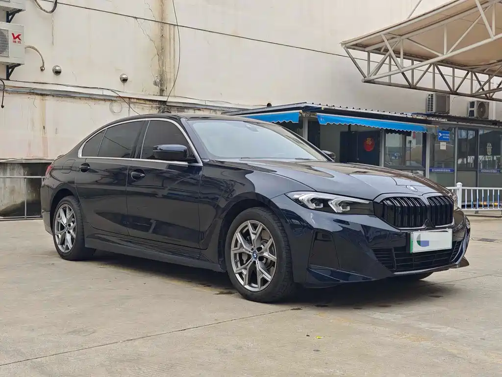 BMW i3 2022 eDrive 35 L купить на сайте DeffCars