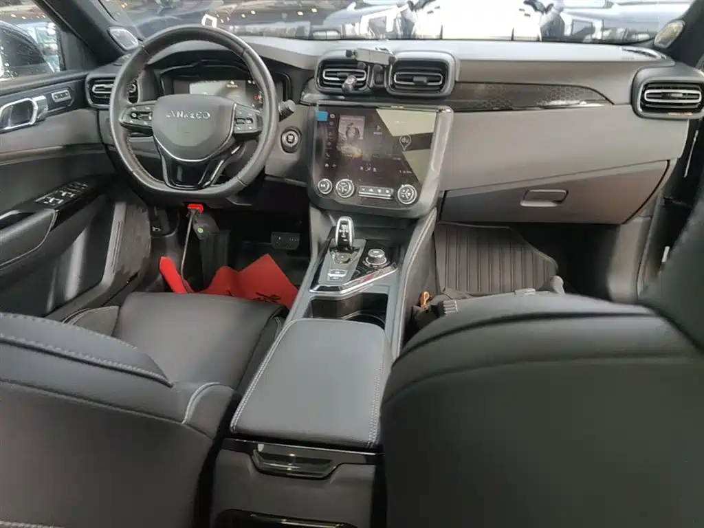Lynk & Co 03 2021 2.0TD Automatic Champion Edition купить на сайте DeffCars