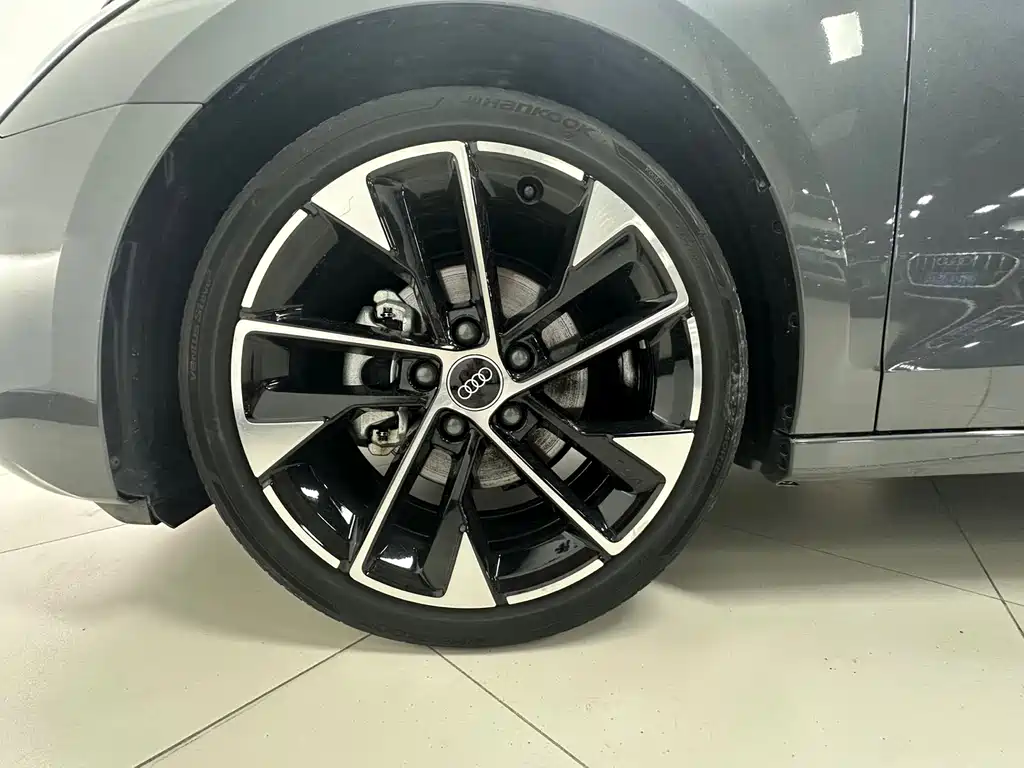 Audi A3 2022 Sportback 35 TFSI Luxurious and Elegant Model купить на сайте DeffCars