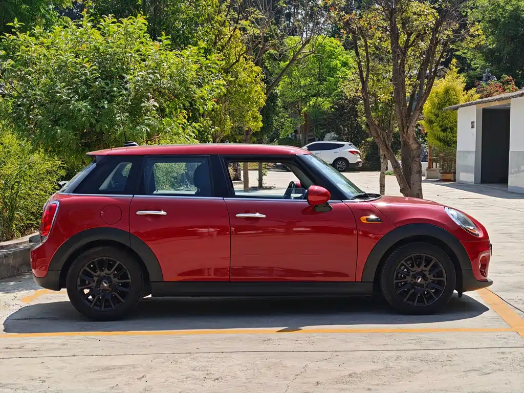 Mini 2016 1.2T one avant-garde five-door edition купить на сайте DeffCars