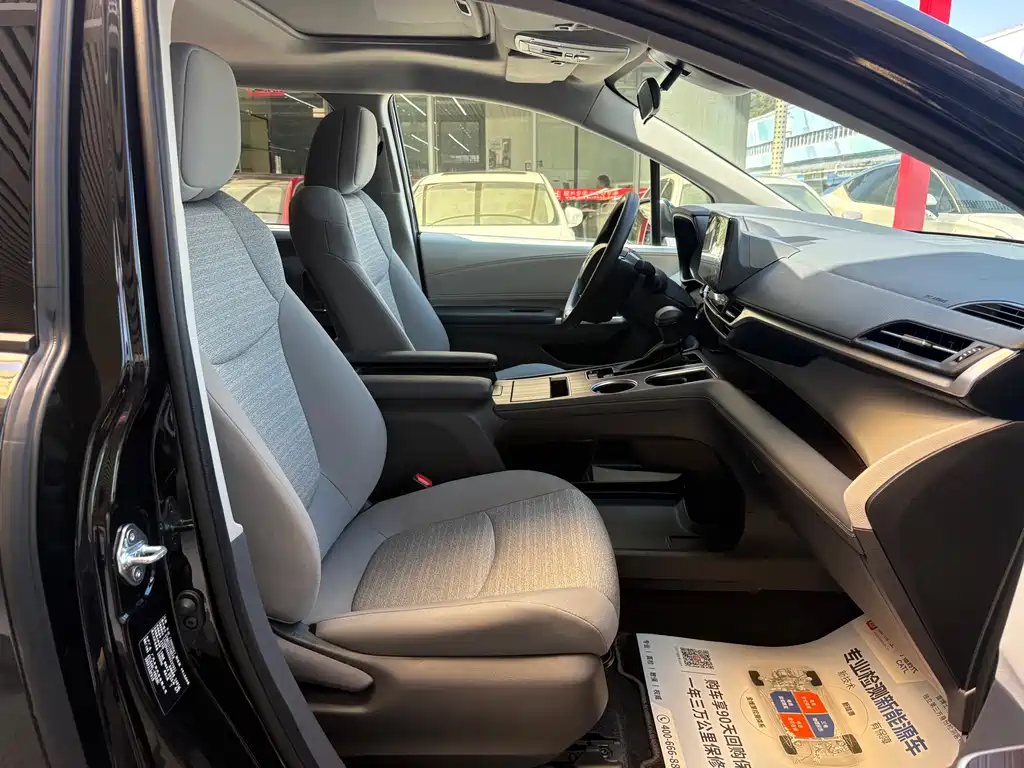 SIENNA 2024 2.5L Hybrid Comfort Edition купить на сайте DeffCars