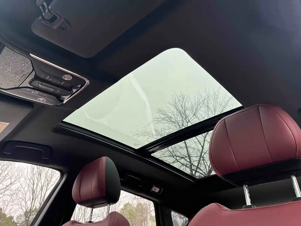 Jietu X70 PLUS 2023 model 1.5T DCT Ziqiang PRO 5 seats купить на сайте DeffCars