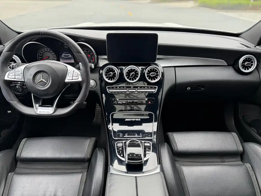 Mercedes-Benz C-Class AMG 2015 AMG C 63 купить на сайте DeffCars