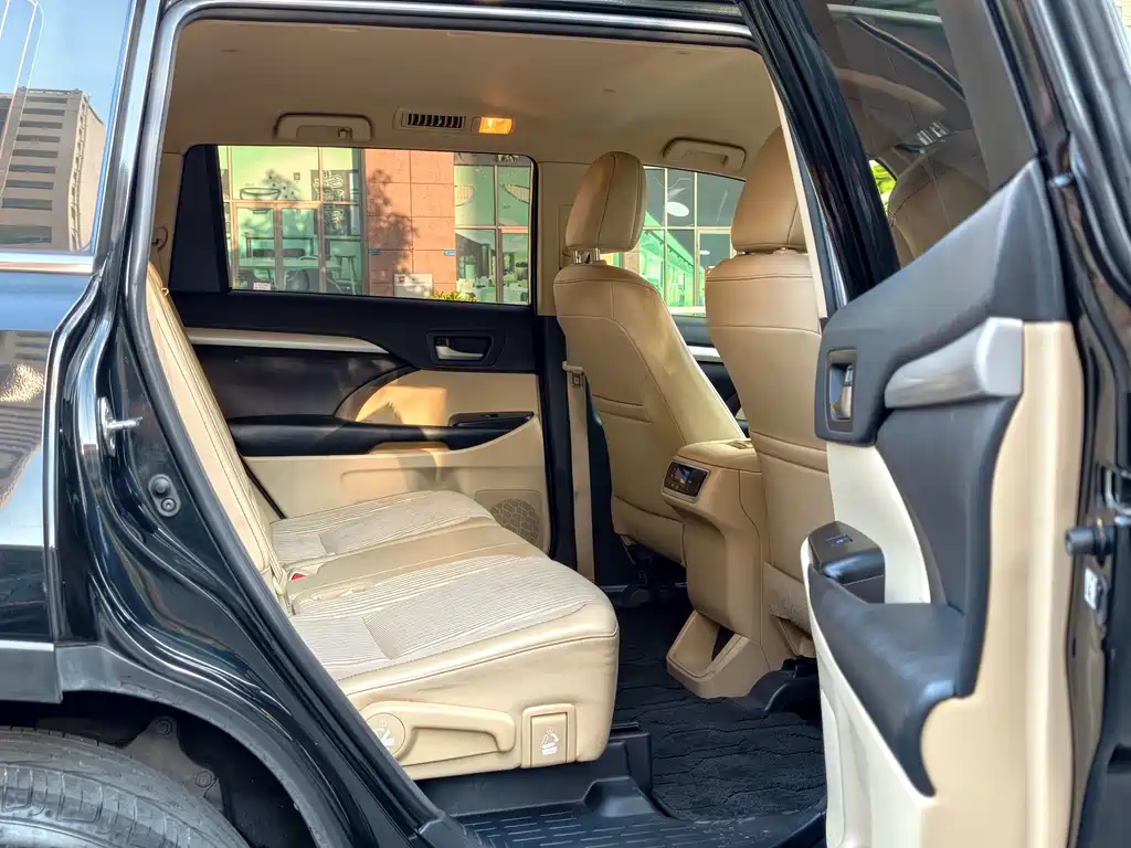 Highlander 2018 2.0T four-wheel drive elite version, 7 seats, National VI купить на сайте DeffCars