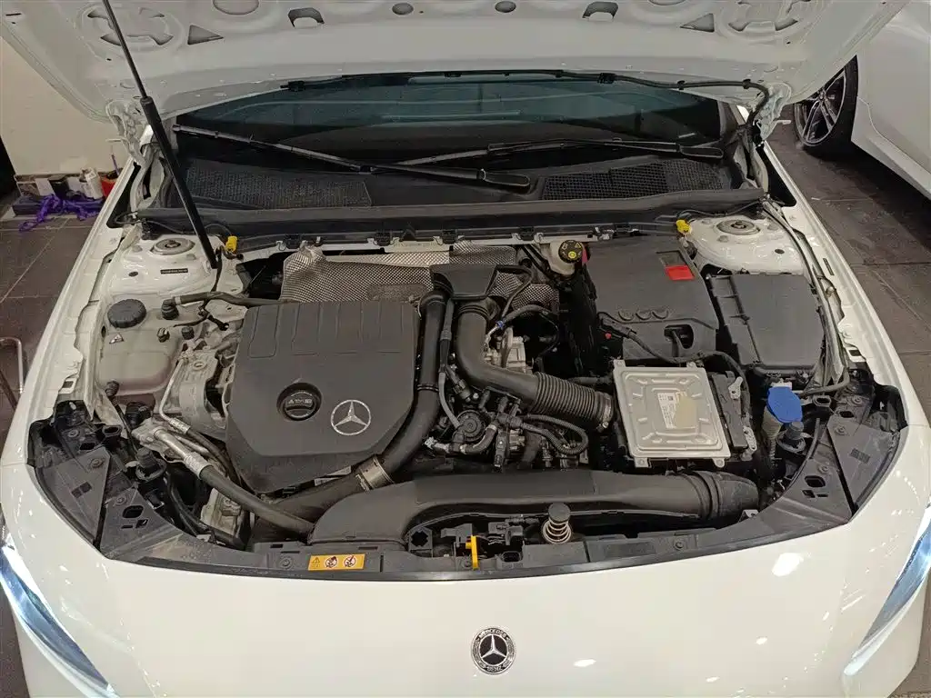 Mercedes-Benz A-Class 2021 A 200 L Sports Sedan Dynamic Type купить на сайте DeffCars