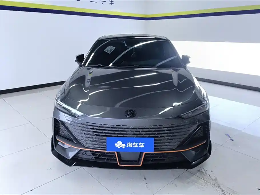 Changan UNI-V 2022 1.5T sports version купить на сайте DeffCars