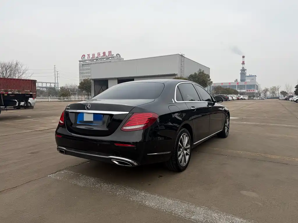 Mercedes-Benz E-Class 2016 E 200 L купить на сайте DeffCars